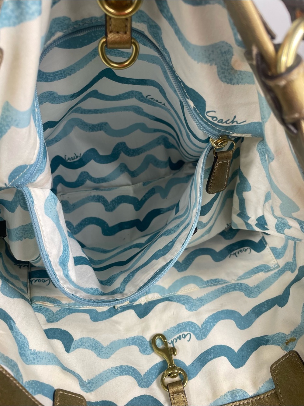 LOW START🚨Authentic Coach Audrey Limited Ed. Gold Canvas Jeweled Starfish Tote - Picture 11 of 11